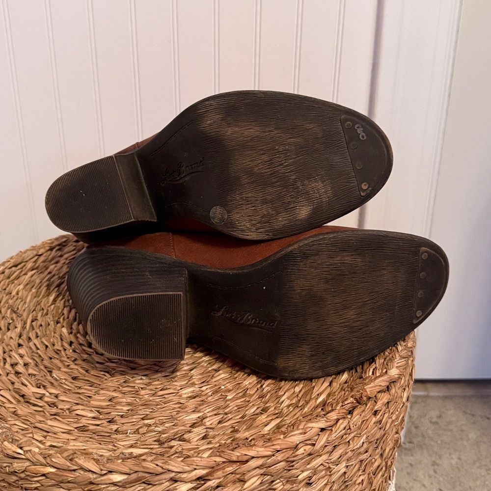 Lucky Brand Double Buckle Brown Leather Heeled Boots - 10 - Great Condition - Picture 5 of 9